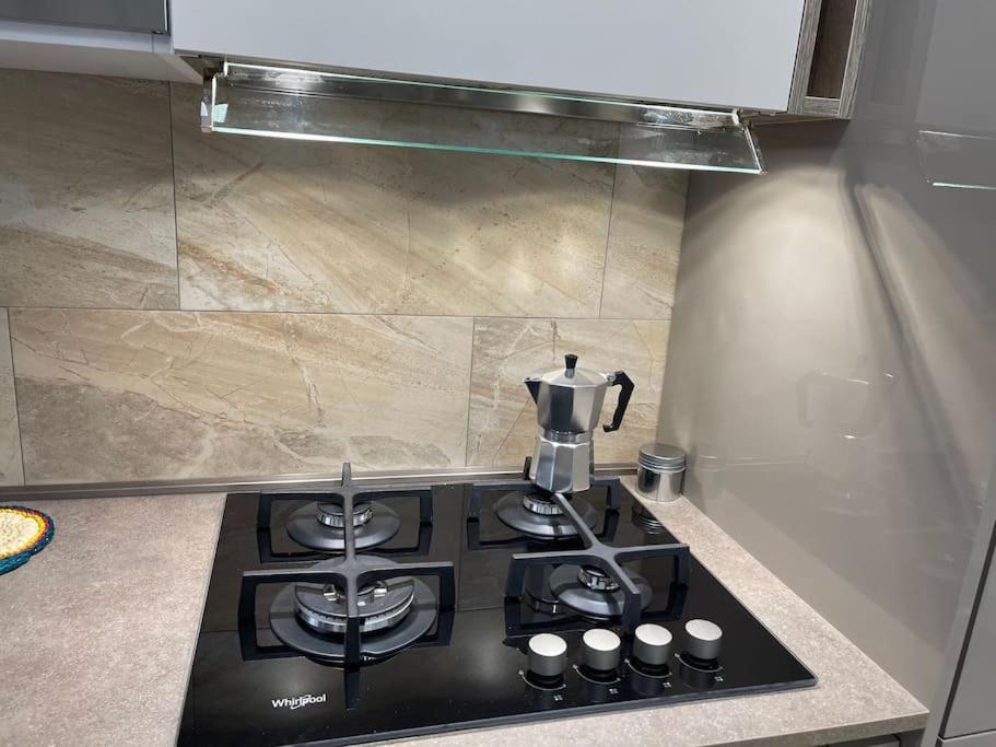 Nel Quartiere Bayres Suite Completamente Rinnovata Mailand Exterior foto