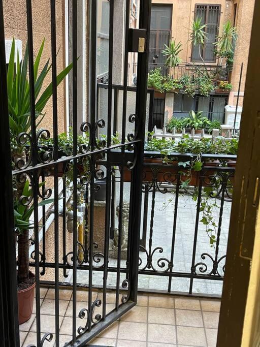 Nel Quartiere Bayres Suite Completamente Rinnovata Mailand Exterior foto
