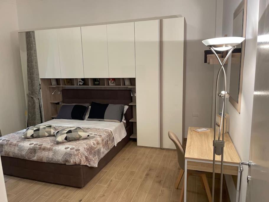Nel Quartiere Bayres Suite Completamente Rinnovata Mailand Exterior foto